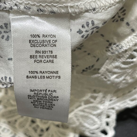 Chelsea & Theadore Lace Trim Blouse Size 1X Black White V-Neck - Picture 7 of 8